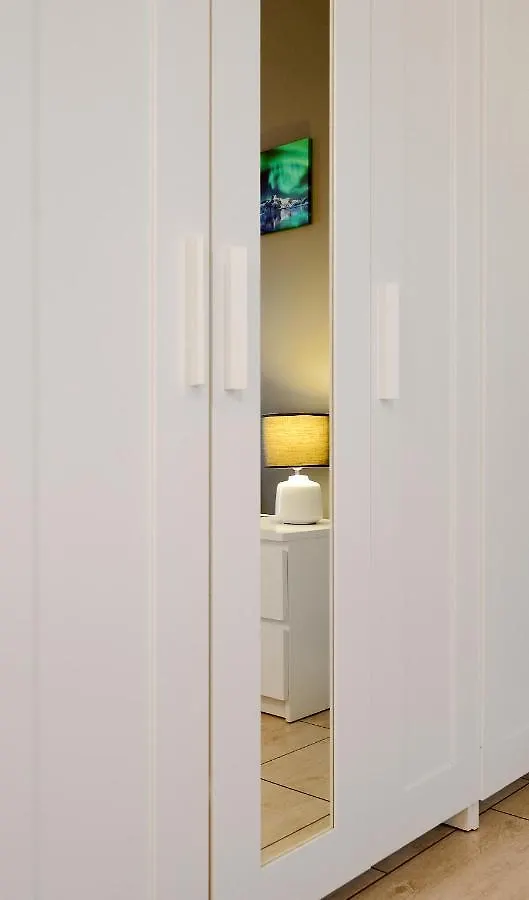 Xenia Apartments - New And Bright Urban Housing Milano İtalya