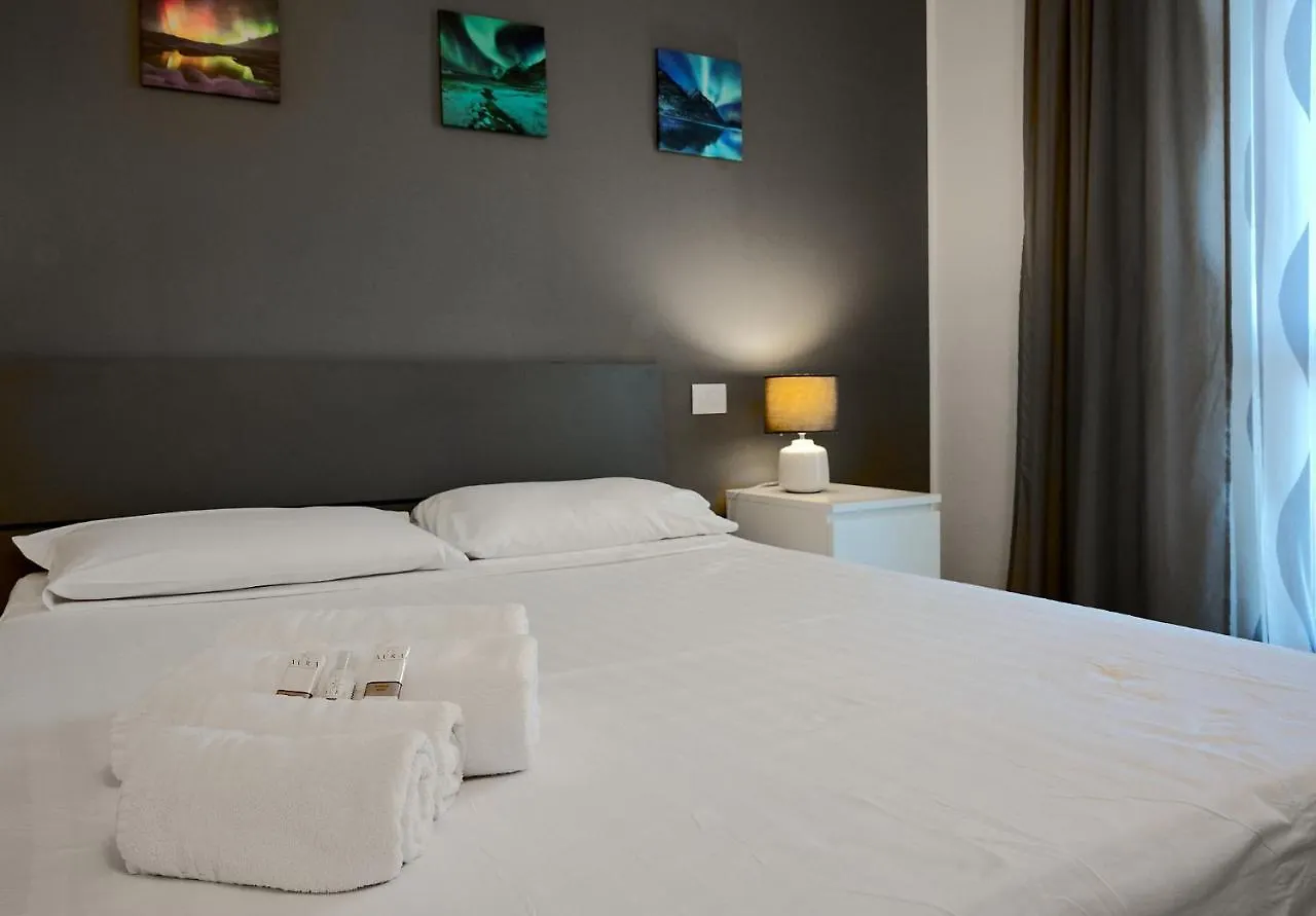 Xenia Apartments - New And Bright Urban Housing Milano