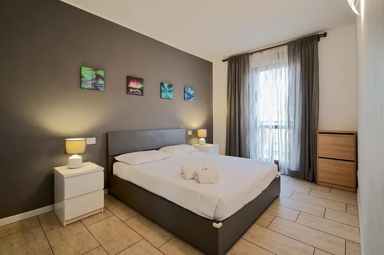 Xenia Apartments - New And Bright Urban Housing Milano İtalya