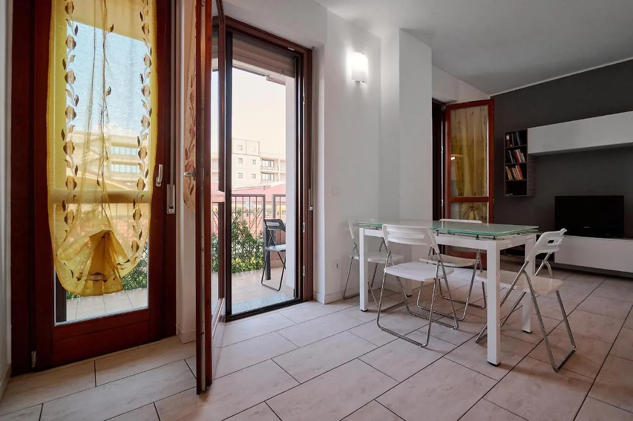 Xenia Apartments - New And Bright Urban Housing Milano 0*,